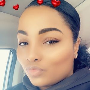Meet your Posher, Kristine